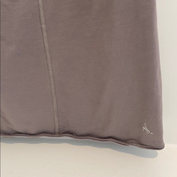 Nancy Rose Performance Top - Picture 3 of 4